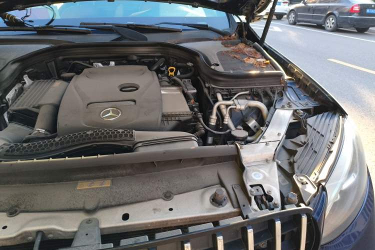 Used Mercedes-Benz GLC 2017 GLC 260 4MATIC Dynamic Edition Engine Bay Left