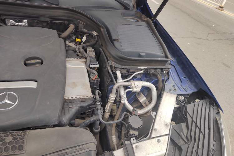 Used Mercedes-Benz GLC 2017 GLC 260 4MATIC Dynamic Edition Engine Bay Left