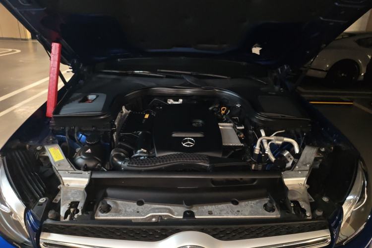 Used Mercedes-Benz GLC 2017 GLC 260 4MATIC Luxury Model Engine Bay