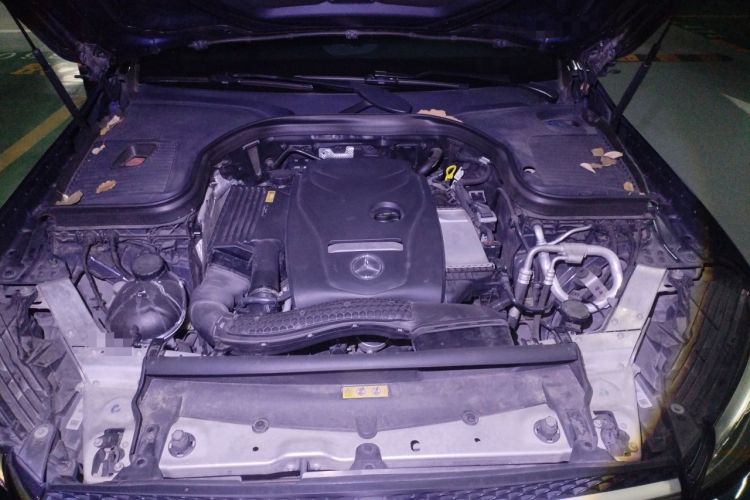 Used Mercedes-Benz GLC 2017 GLC 260 4MATIC Luxury Model Engine Bay