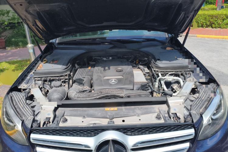 Used Mercedes-Benz GLC 2017 GLC 260 4MATIC Luxury Model Engine Bay