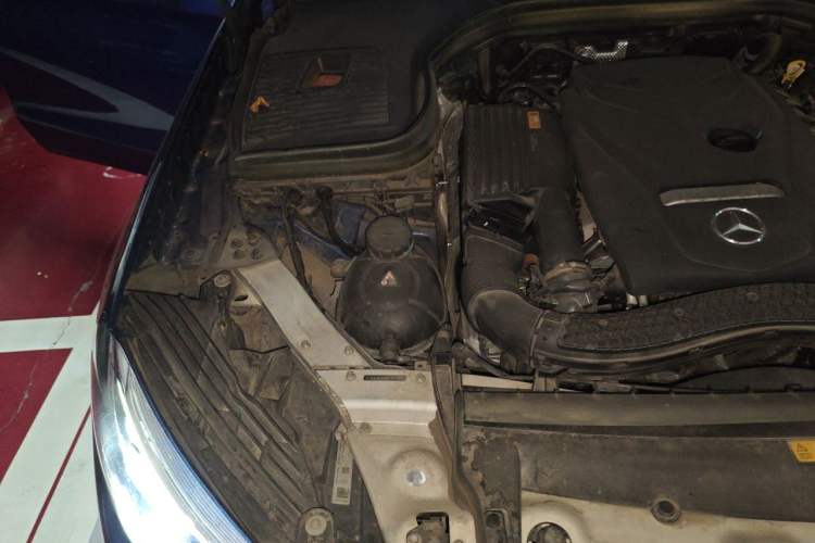 Used Mercedes-Benz GLC 2017 GLC 200 4MATIC Engine Bay Right