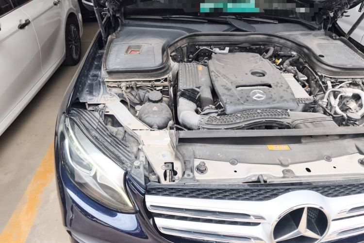 Used Mercedes-Benz GLC 2017 GLC 260 4MATIC Luxury Model Engine Bay Right