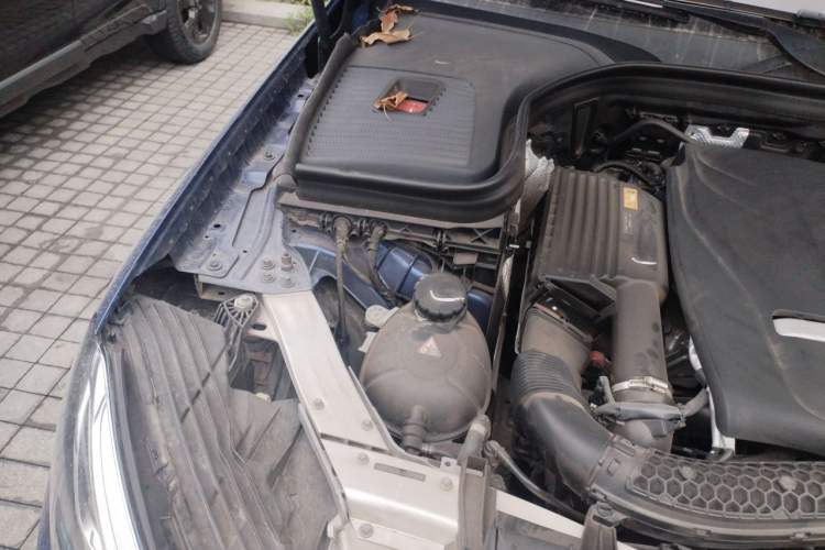 Used Mercedes-Benz GLC 2017 GLC 200 4MATIC Engine Bay Right