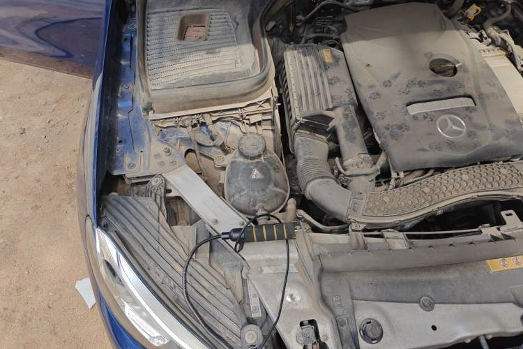 Used Mercedes-Benz GLC 2017 GLC 300 4MATIC Sport Edition Engine Bay Right