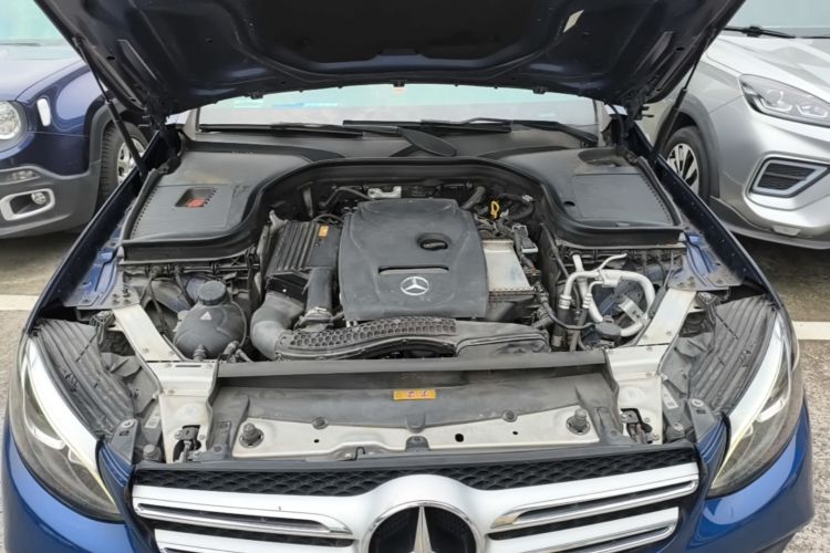 Used Mercedes-Benz GLC 2017 GLC 260 4MATIC Luxury Model Engine Bay