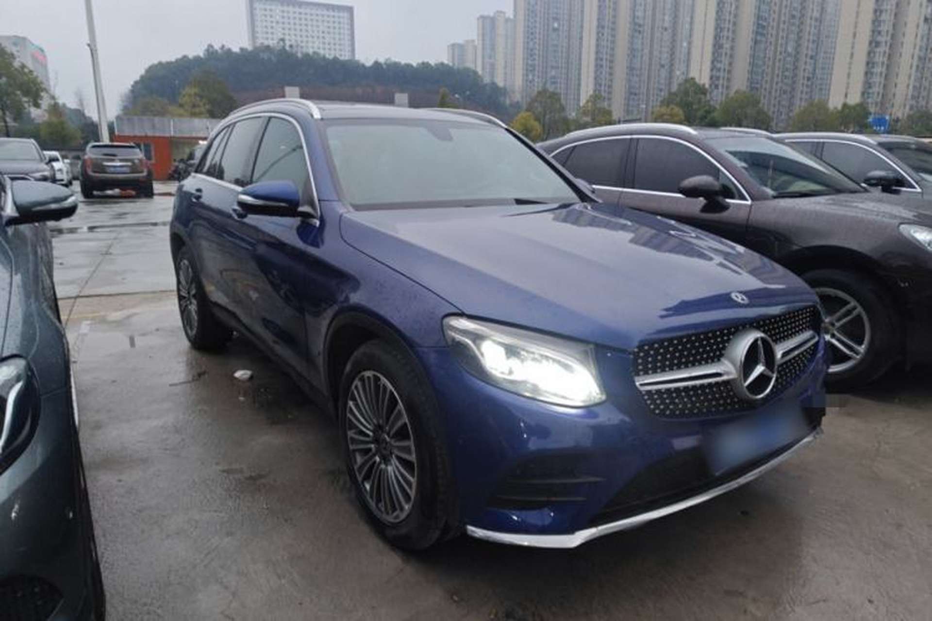 Used Mercedes-Benz GLC 2017 GLC 260 4MATIC Dynamic Edition Exterior 1