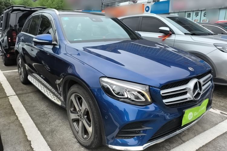 Used Mercedes-Benz GLC 2017 GLC 260 4MATIC Luxury Model Exterior 1