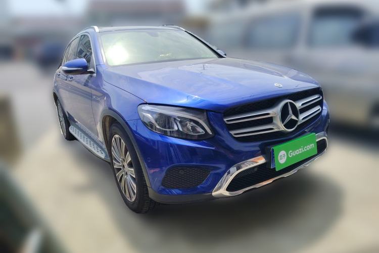 Used Mercedes-Benz GLC 2017 GLC 200 4MATIC Front Right 45 Deg