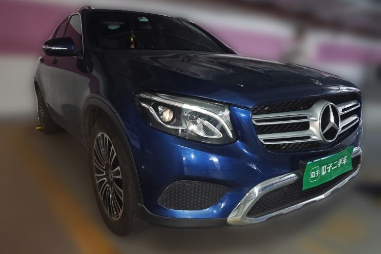 Used Mercedes-Benz GLC 2017 GLC 200 4MATIC Front Right 45 Deg