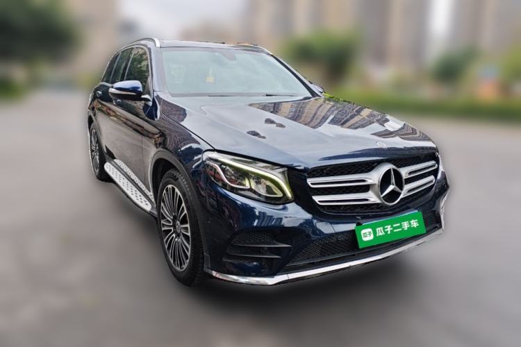 Used Mercedes-Benz GLC 2017 GLC 260 4MATIC Dynamic Edition Front Right 45 Deg