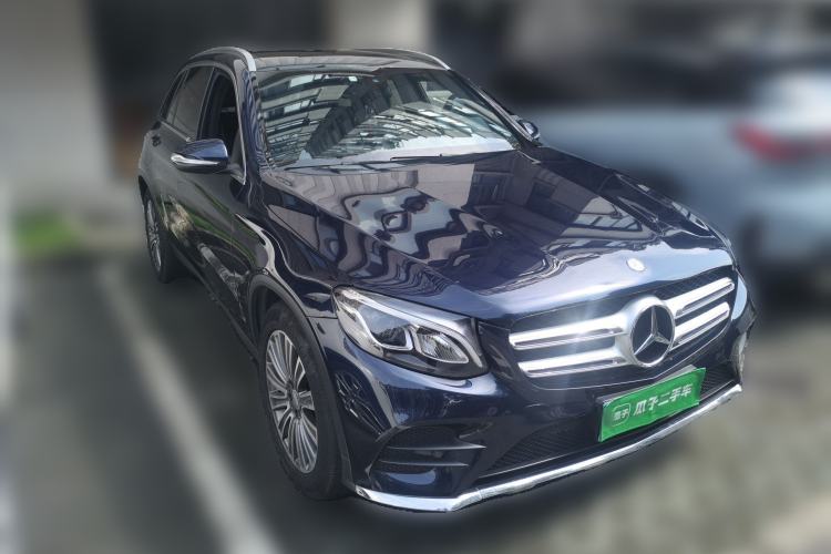 Used Mercedes-Benz GLC 2017 GLC 260 4MATIC Dynamic Edition Front Right 45 Deg