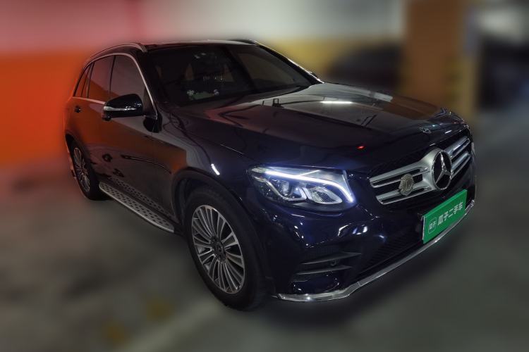 Used Mercedes-Benz GLC 2017 GLC 260 4MATIC Dynamic Edition Front Right 45 Deg