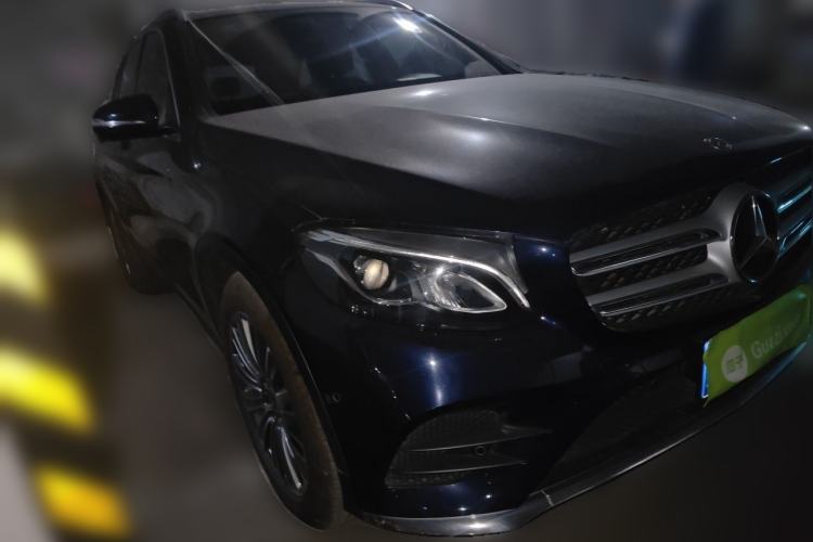 Used Mercedes-Benz GLC 2017 GLC 260 4MATIC Dynamic Edition Front Right 45 Deg
