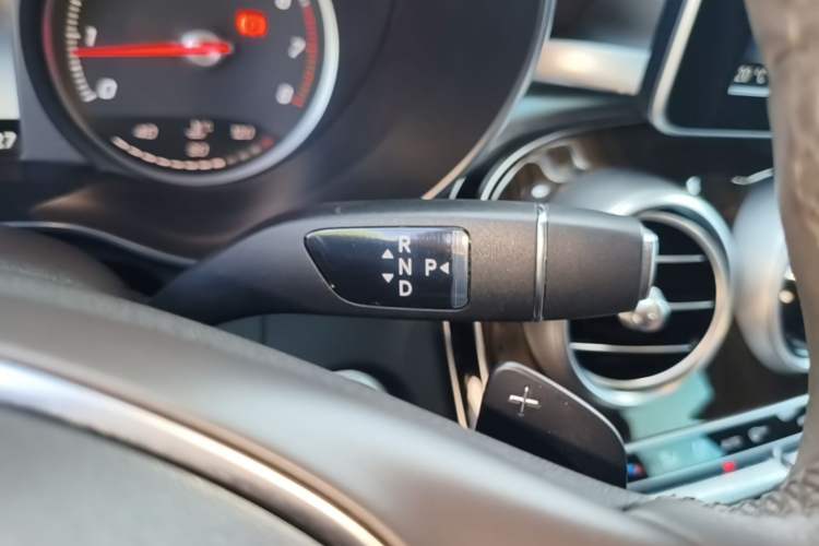 Used Mercedes-Benz GLC 2017 GLC 260 4MATIC Luxury Model Gear Lever