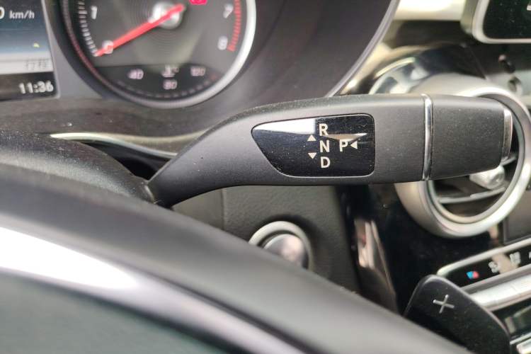 Used Mercedes-Benz GLC 2017 GLC 200 4MATIC Gear Lever