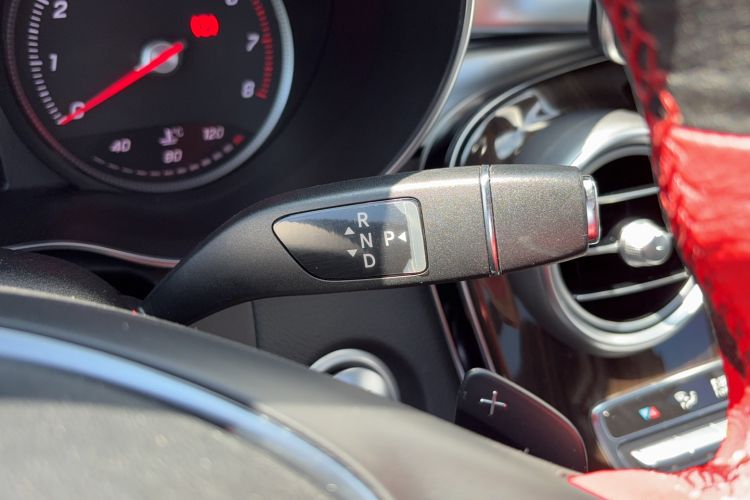 Used Mercedes-Benz GLC 2017 GLC 260 4MATIC Luxury Model Gear Lever
