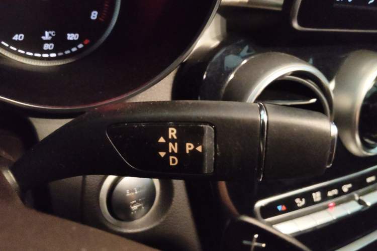 Used Mercedes-Benz GLC 2017 GLC 200 4MATIC Gear Lever