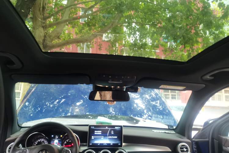 Used Mercedes-Benz GLC 2017 GLC 260 4MATIC Luxury Model Headliner