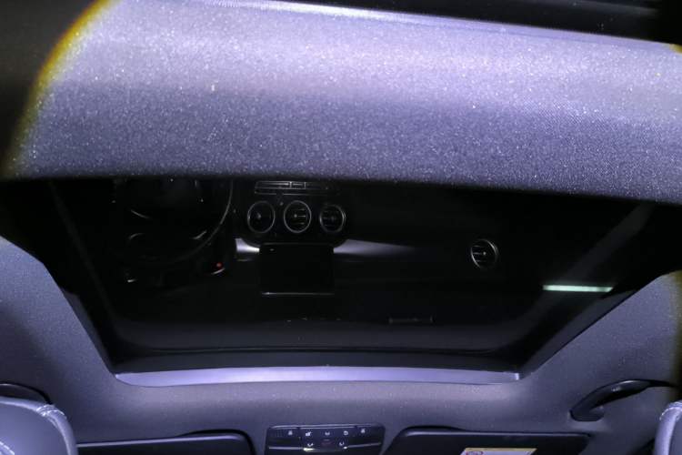 Used Mercedes-Benz GLC 2017 GLC 260 4MATIC Luxury Model Headliner