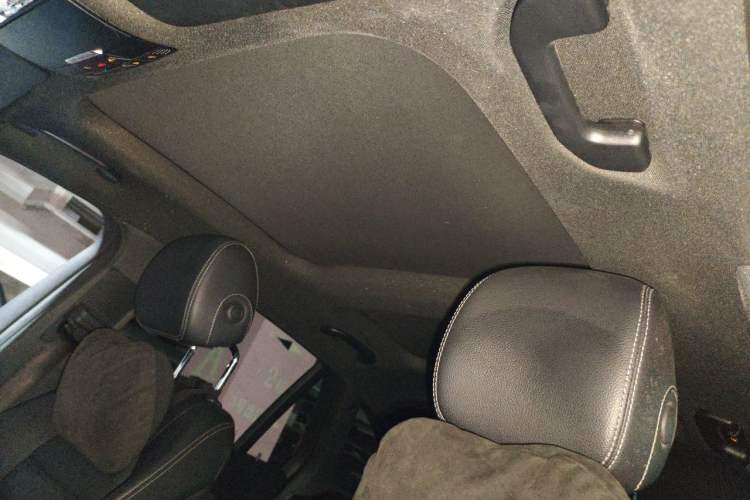 Used Mercedes-Benz GLC 2017 GLC 200 4MATIC Headliner