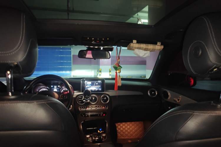 Used Mercedes-Benz GLC 2017 GLC 200 4MATIC Headliner