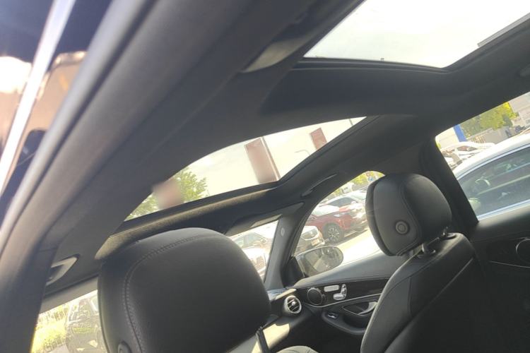 Used Mercedes-Benz GLC 2017 GLC 260 4MATIC Dynamic Edition Headliner