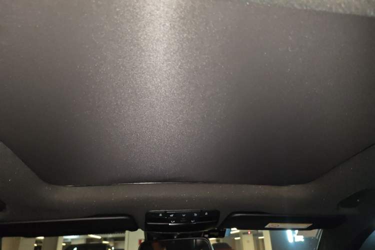 Used Mercedes-Benz GLC 2017 GLC 260 4MATIC Luxury Model Headliner