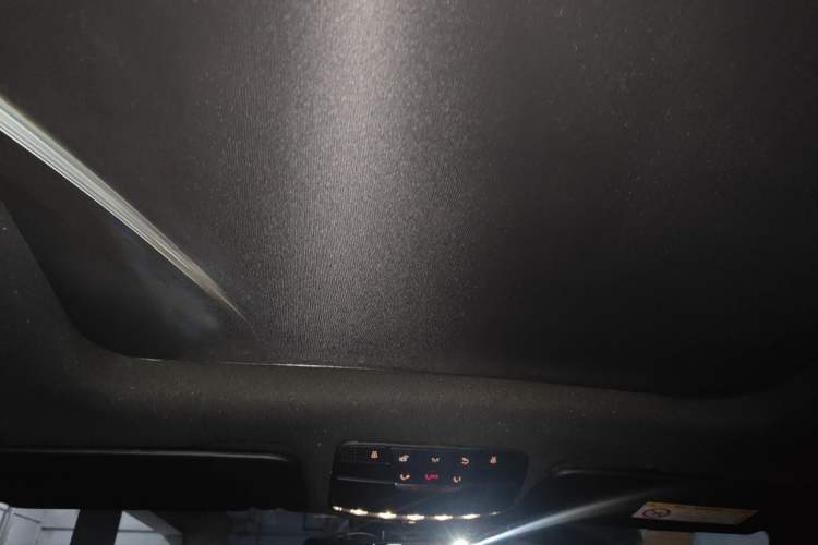 Used Mercedes-Benz GLC 2017 GLC 260 4MATIC Dynamic Edition Headliner