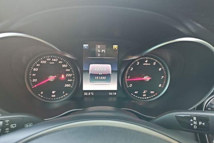 Used Mercedes-Benz GLC 2017 GLC 260 4MATIC Dynamic Edition Instrument Cluster