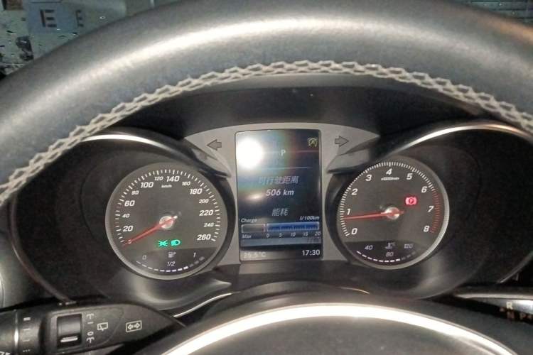 Used Mercedes-Benz GLC 2017 GLC 260 4MATIC Dynamic Edition Instrument Cluster