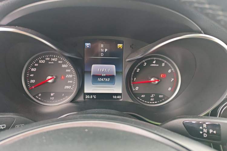Used Mercedes-Benz GLC 2017 GLC 260 4MATIC Dynamic Edition Instrument Cluster
