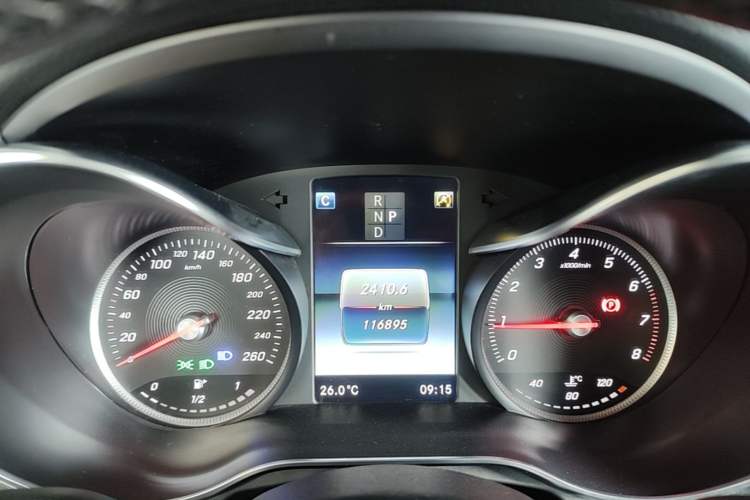 Used Mercedes-Benz GLC 2017 GLC 260 4MATIC Luxury Model Instrument Cluster