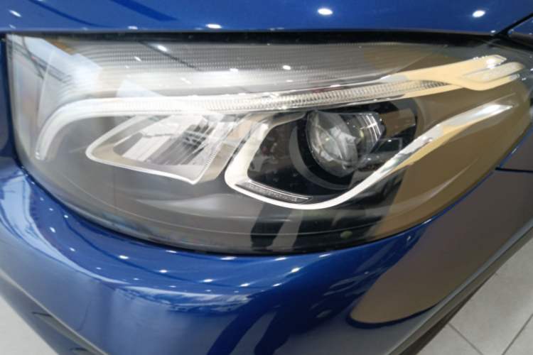 Used Mercedes-Benz GLC 2017 GLC 260 4MATIC Luxury Model Left Front Headlight