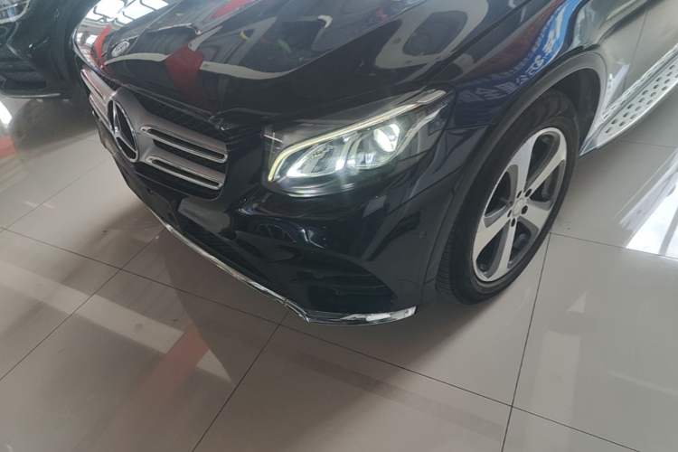 Used Mercedes-Benz GLC 2017 GLC 260 4MATIC Luxury Model Left Front Headlight