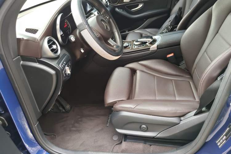 Used Mercedes-Benz GLC 2017 GLC 260 4MATIC Luxury Model Left Front Seat
