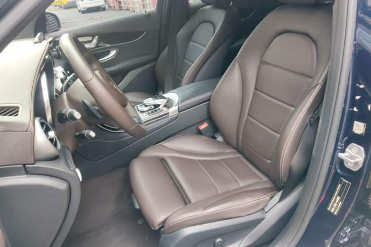Used Mercedes-Benz GLC 2017 GLC 260 4MATIC Dynamic Edition Left Front Seat