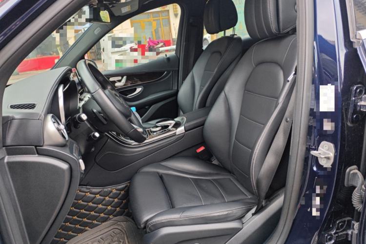 Used Mercedes-Benz GLC 2017 GLC 260 4MATIC Dynamic Edition Left Front Seat