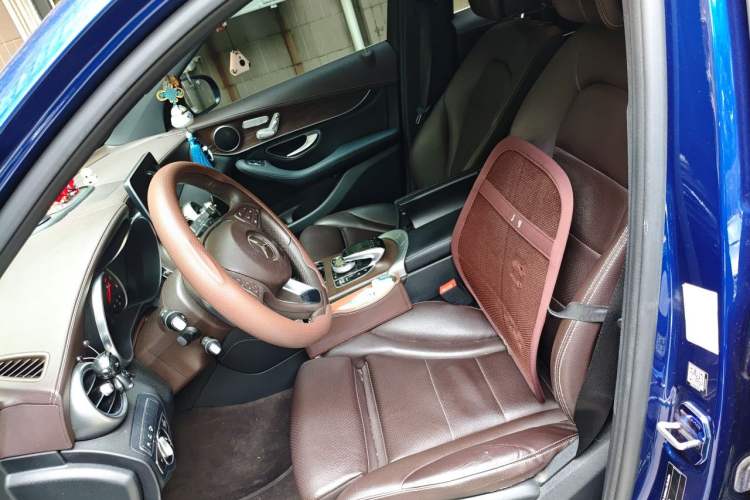 Used Mercedes-Benz GLC 2017 GLC 300 4MATIC Sport Edition Left Front Seat