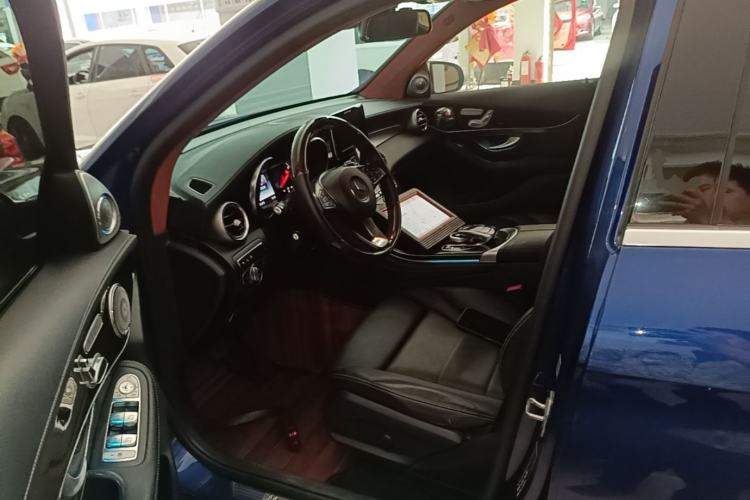 Used Mercedes-Benz GLC 2017 GLC 260 4MATIC Luxury Model Left Front Seat