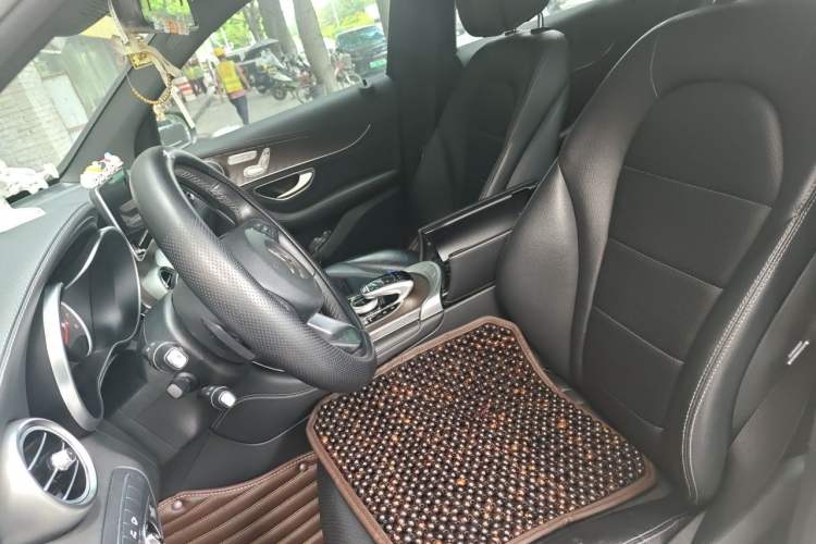 Used Mercedes-Benz GLC 2017 GLC 300 4MATIC Sport Edition Left Front Seat