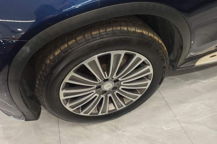Used Mercedes-Benz GLC 2017 GLC 260 4MATIC Dynamic Edition Left Front Wheel Hub
