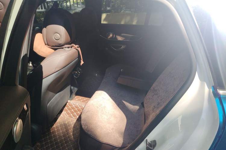 Used Mercedes-Benz GLC 2017 GLC 260 4MATIC Dynamic Edition Left Rear Seat