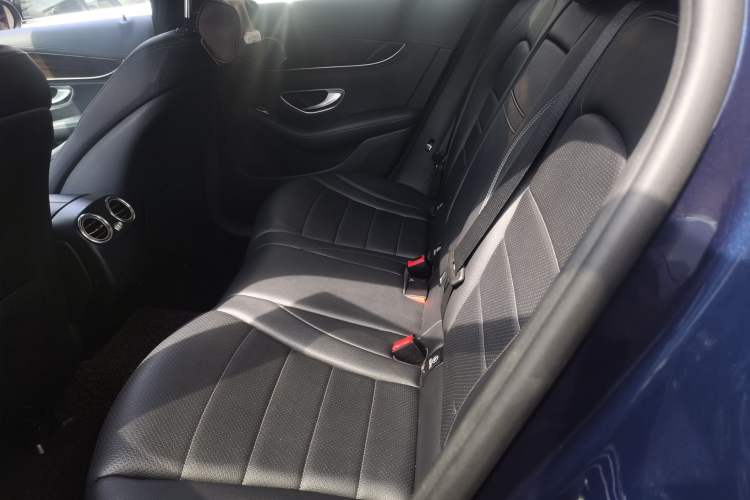 Used Mercedes-Benz GLC 2017 GLC 260 4MATIC Dynamic Edition Left Rear Seat