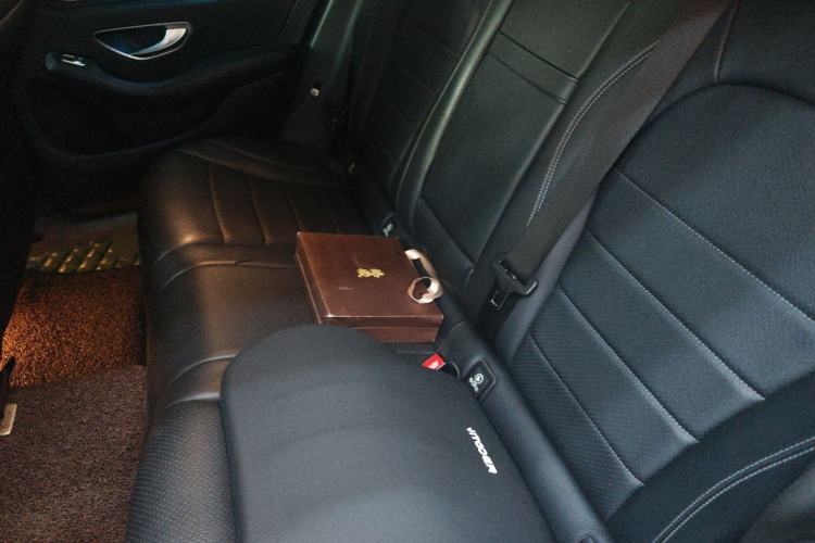 Used Mercedes-Benz GLC 2017 GLC 260 4MATIC Luxury Model Left Rear Seat