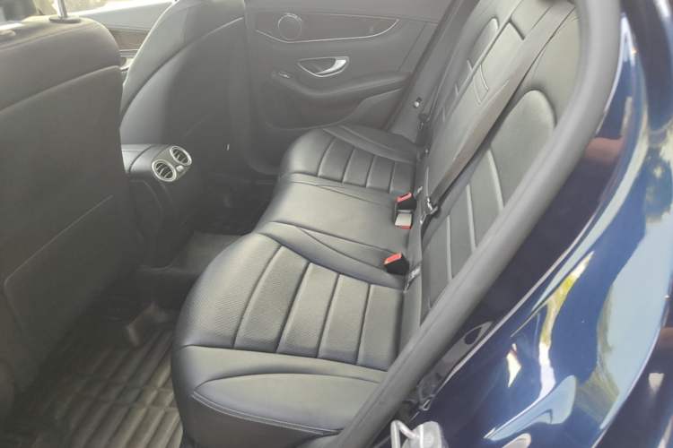 Used Mercedes-Benz GLC 2017 GLC 260 4MATIC Dynamic Edition Left Rear Seat