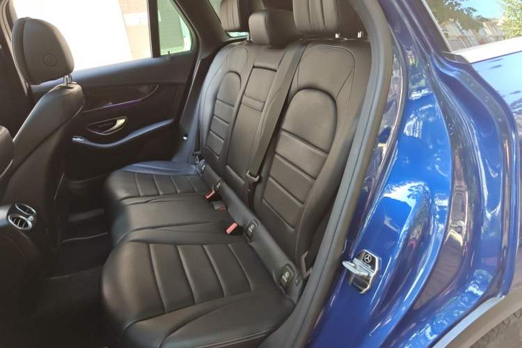Used Mercedes-Benz GLC 2017 GLC 260 4MATIC Luxury Model Left Rear Seat