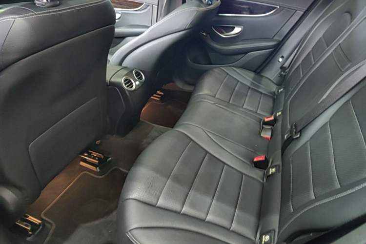 Used Mercedes-Benz GLC 2017 GLC 260 4MATIC Luxury Model Left Rear Seat