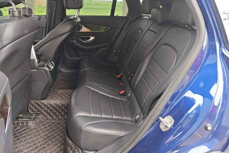 Used Mercedes-Benz GLC 2017 GLC 260 4MATIC Dynamic Edition Left Rear Seat