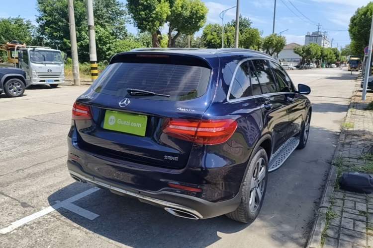 Used Mercedes-Benz GLC 2017 GLC 260 4MATIC Luxury Model Rear Right 45 Deg